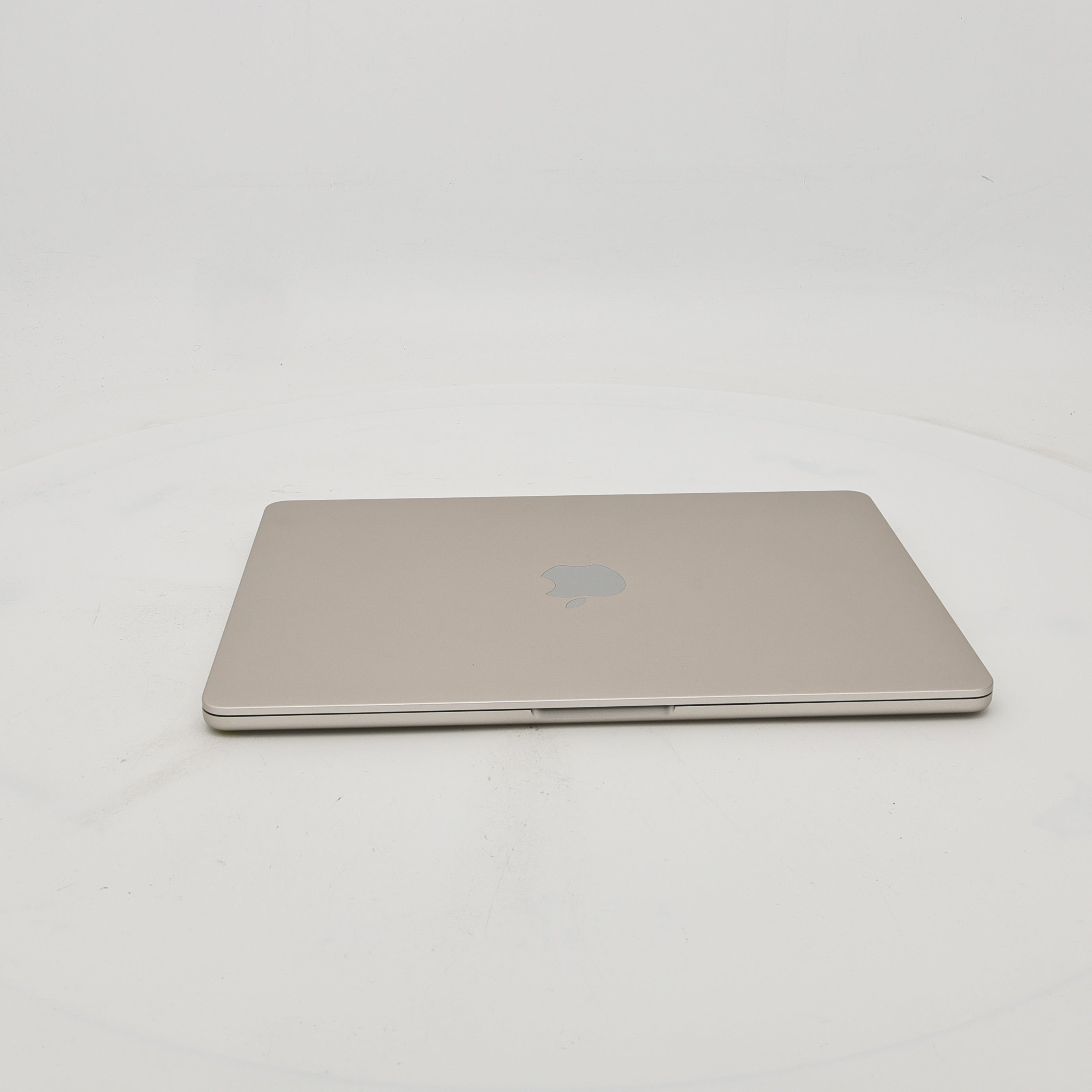 99新 Apple MacBook Air 22年 13寸 M2（8+10核） 8G RAM 512G SSD 星光色