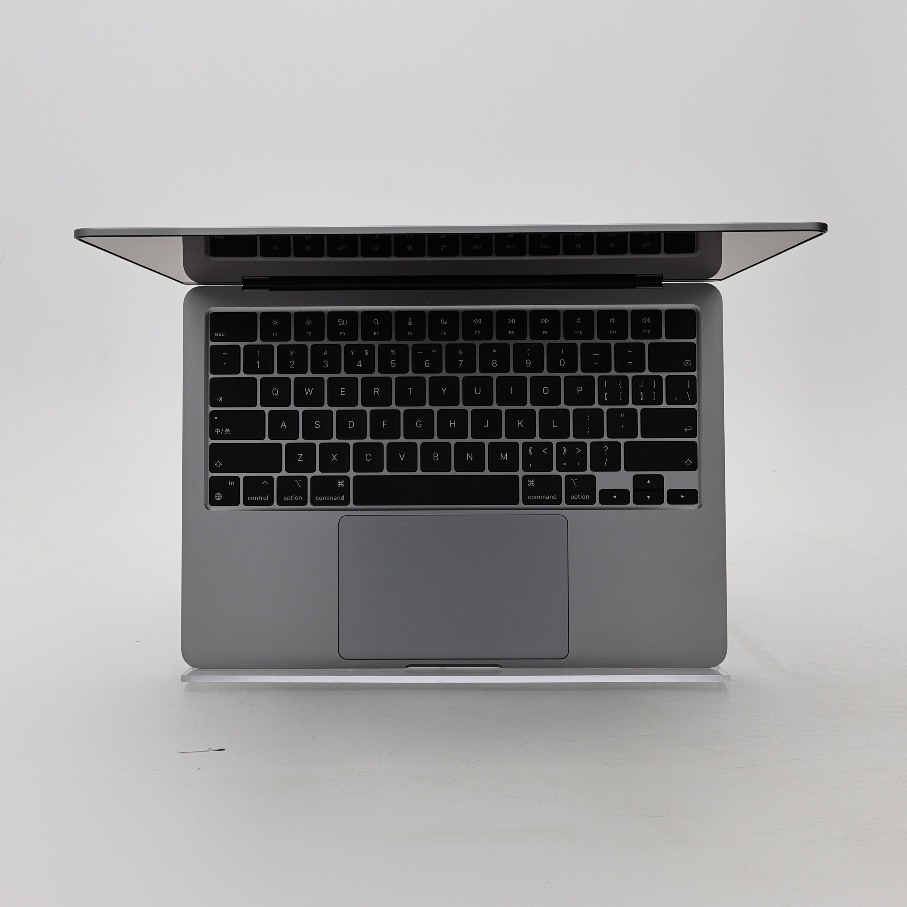99新 Apple MacBook Air 22年 13寸 M2（8+8核） 8G RAM 256G SSD 深空灰色