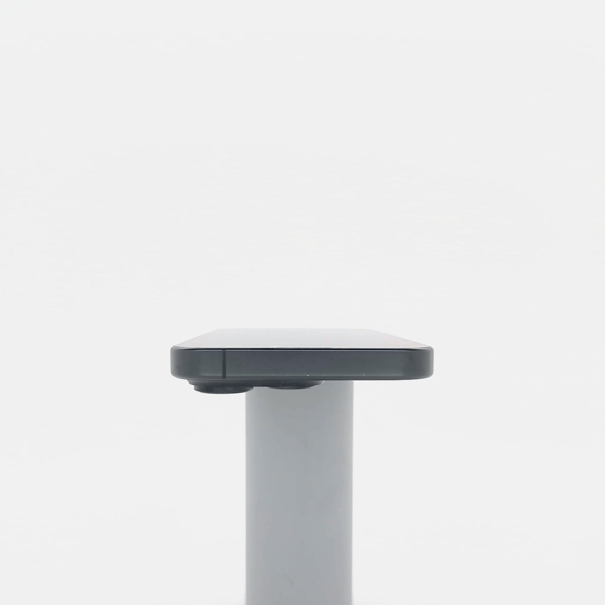 95新 Apple iPhone 16 Pro 128G 黑色鈦金屬 中國大陸版