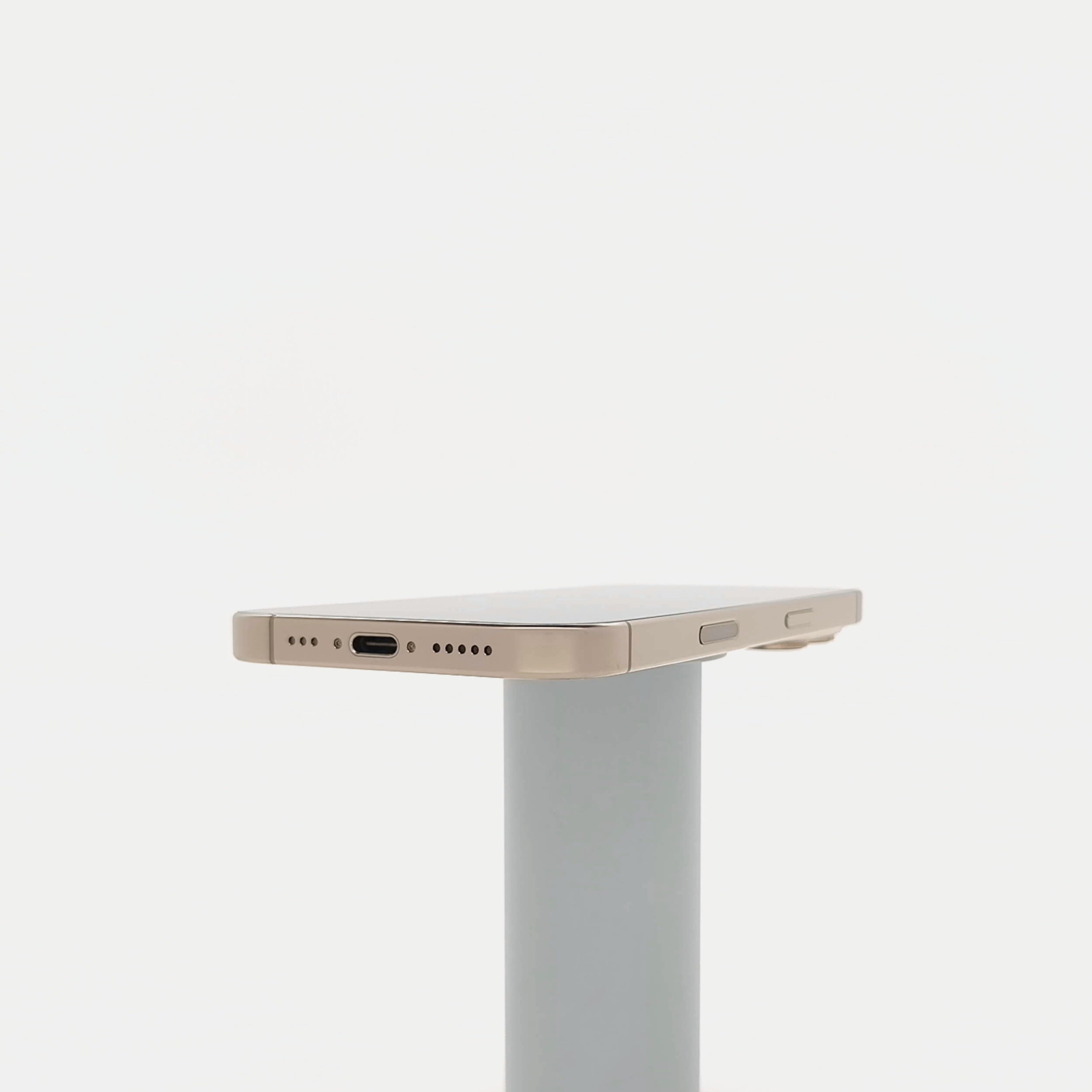 95新 Apple iPhone 16 Pro 128G 沙漠色鈦金屬 中國大陸版