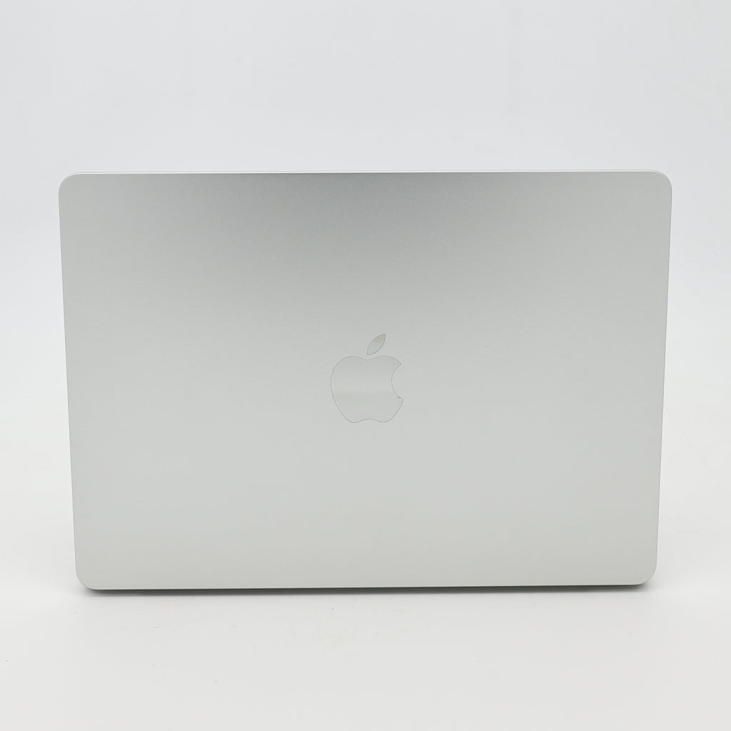 99新 Apple MacBook Air 22年 13寸 M2（8+8核） 16G RAM 256G SSD 銀色