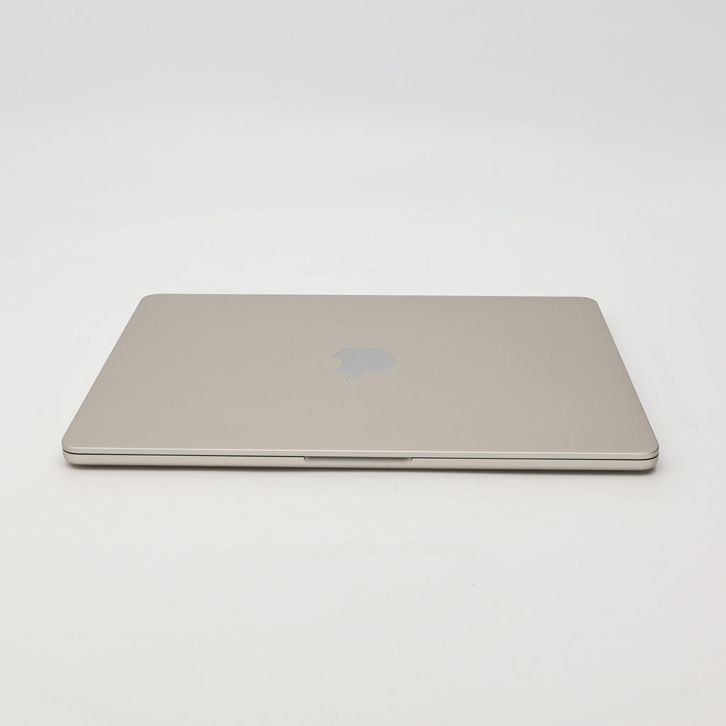 99新 Apple MacBook Air 22年 13寸 M2（8+8核） 16G RAM 256G SSD 星光色