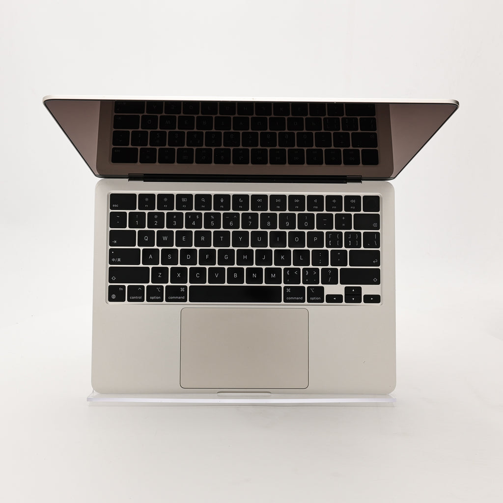 95新 Apple MacBook Air 22年 13寸 M2（8+8核） 8G RAM 256G SSD 星光色