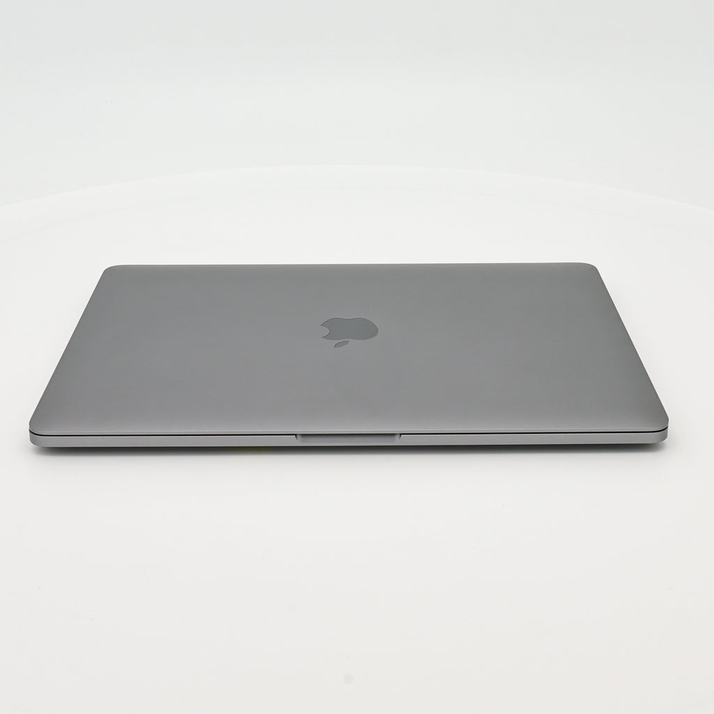 95新 Apple MacBook Pro 22年 13寸 M2（8+10核） 8G RAM 512G SSD 深空灰色