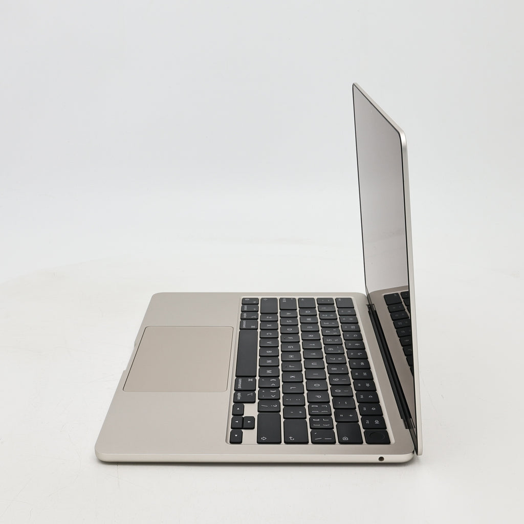 95新 Apple MacBook Air 22年 13寸 M2（8+8核） 8G RAM 256G SSD 星光色