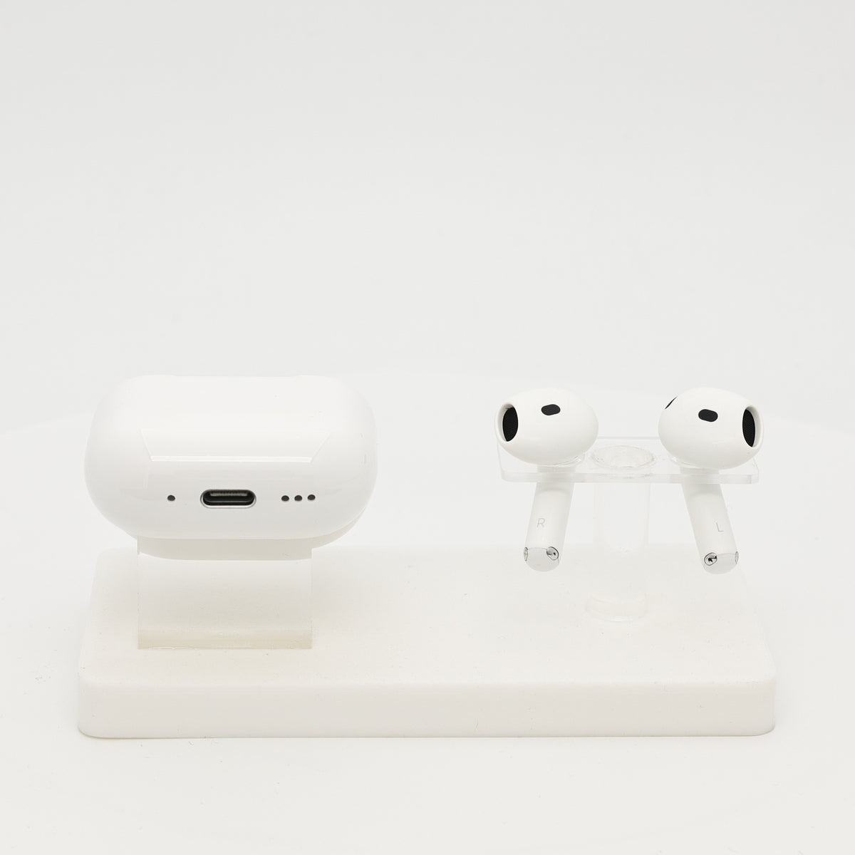 99新 Apple AirPods 4 (支持主動降噪) 白色