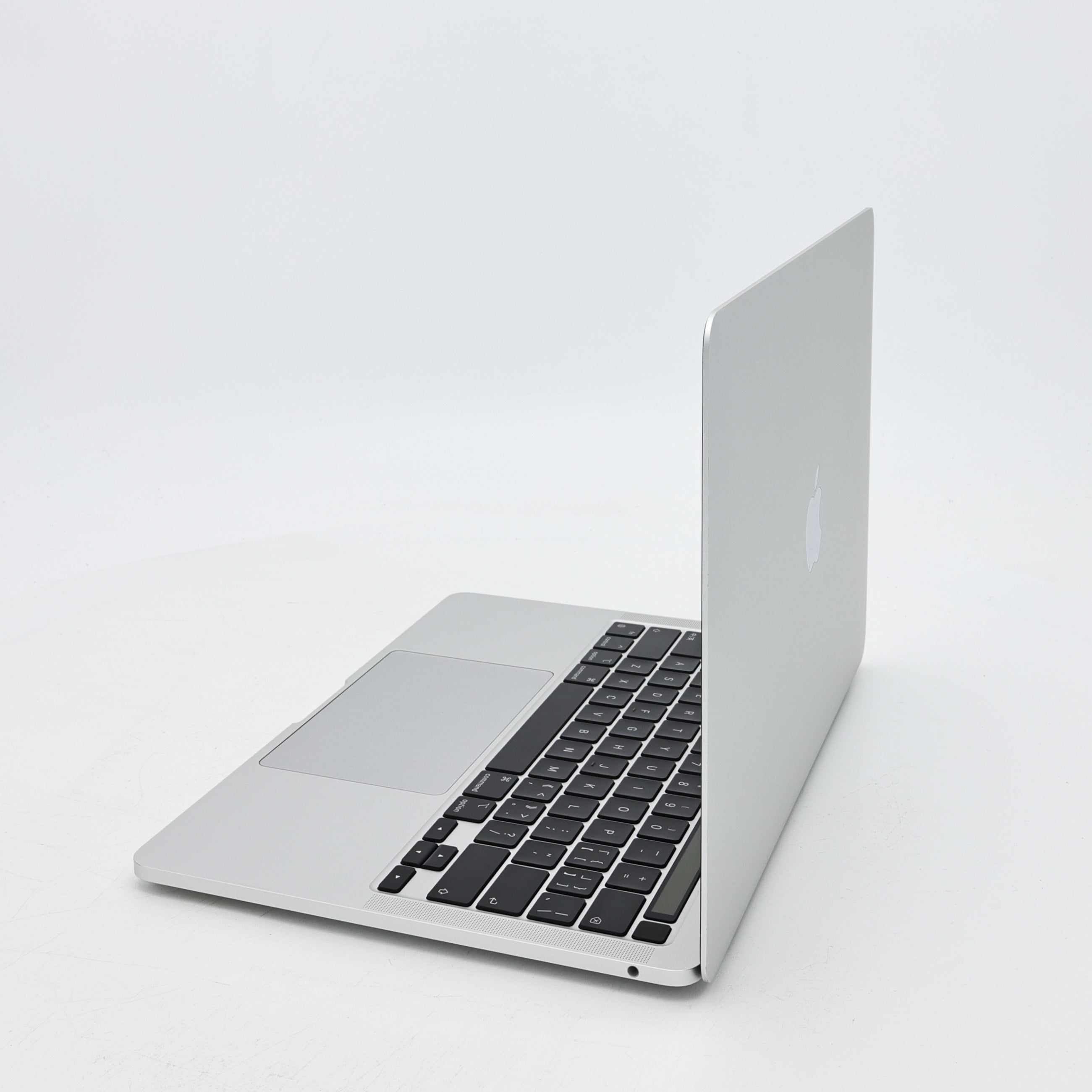 95新 Apple MacBook Pro 22年 13寸 M2（8+10核） 8G RAM 512G SSD 銀色