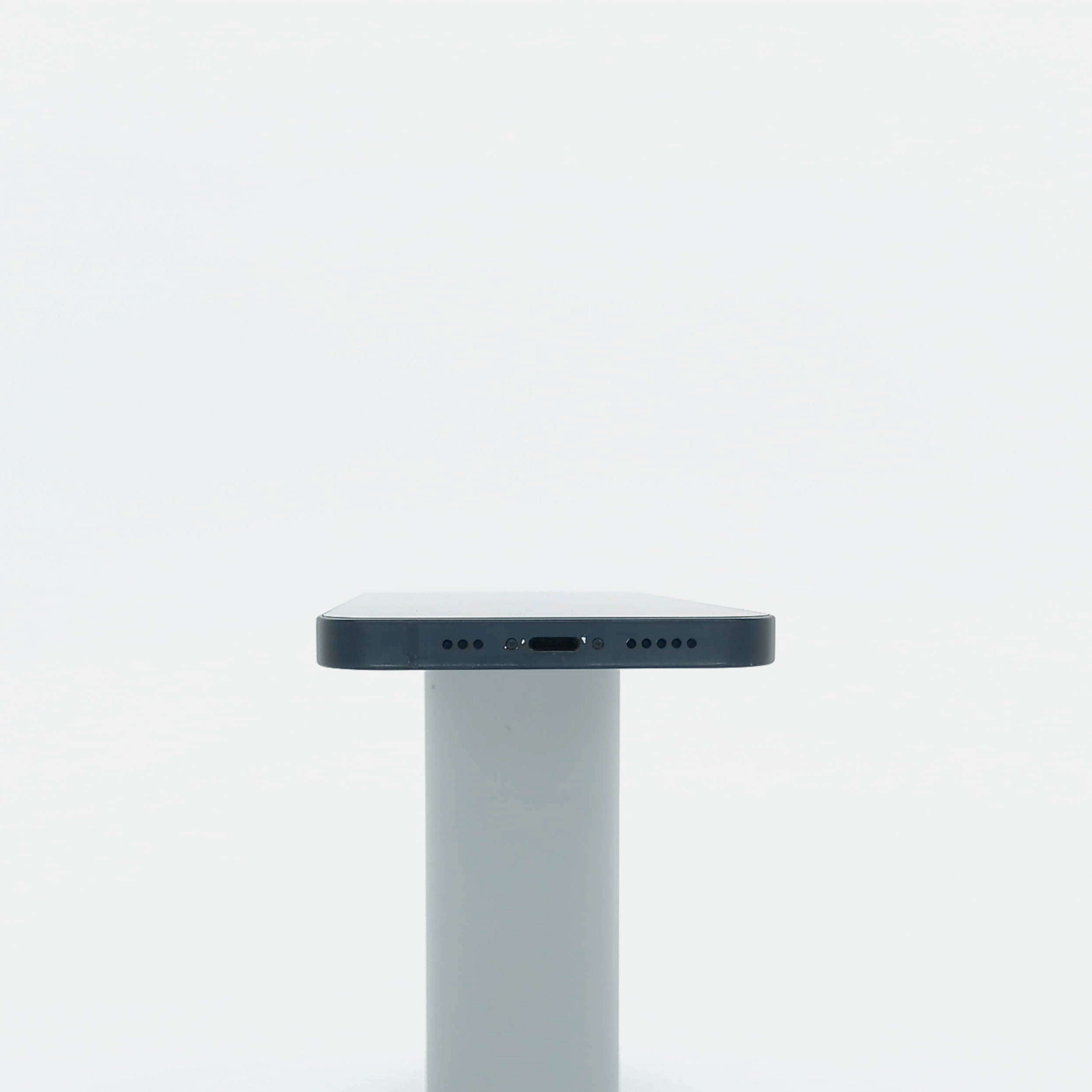 95新 Apple iPhone 13 128G 午夜色 中國大陸版