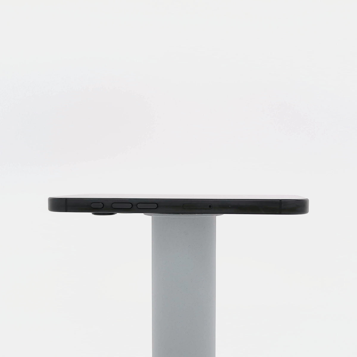 95新 Apple iPhone 16 Pro 128G 黑色鈦金屬 中國大陸版
