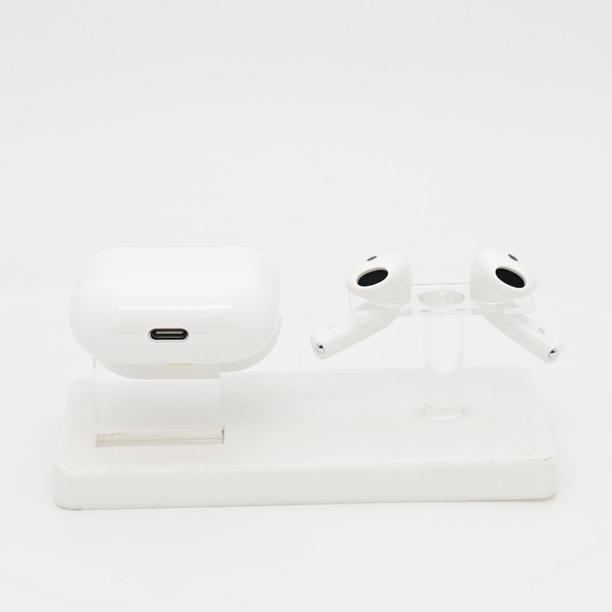 99新 Apple AirPods 5 白色