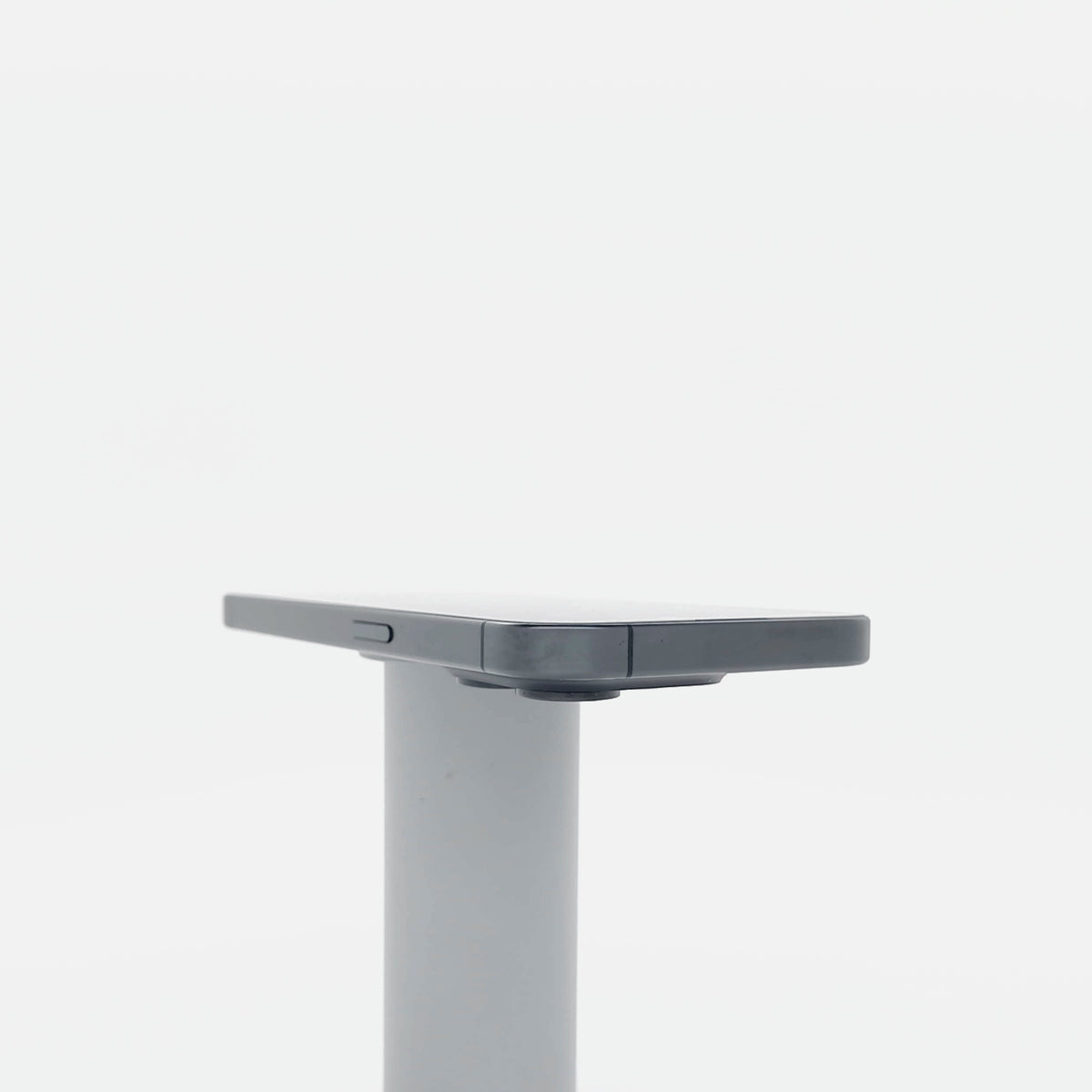 95新 Apple iPhone 15 Pro 128G 黑色鈦金屬 中國大陸版