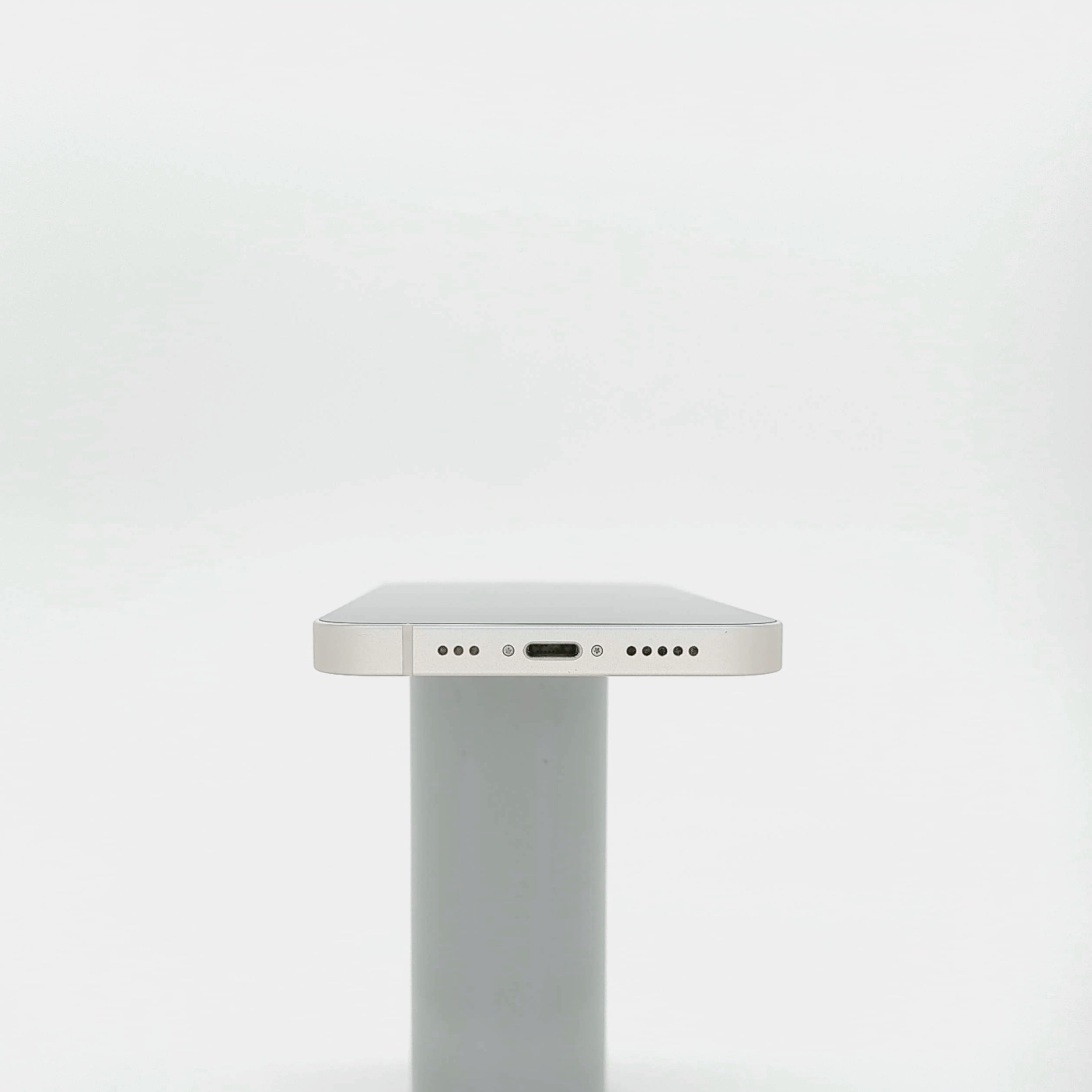 95新 Apple iPhone 13 128G 星光色 中國大陸版