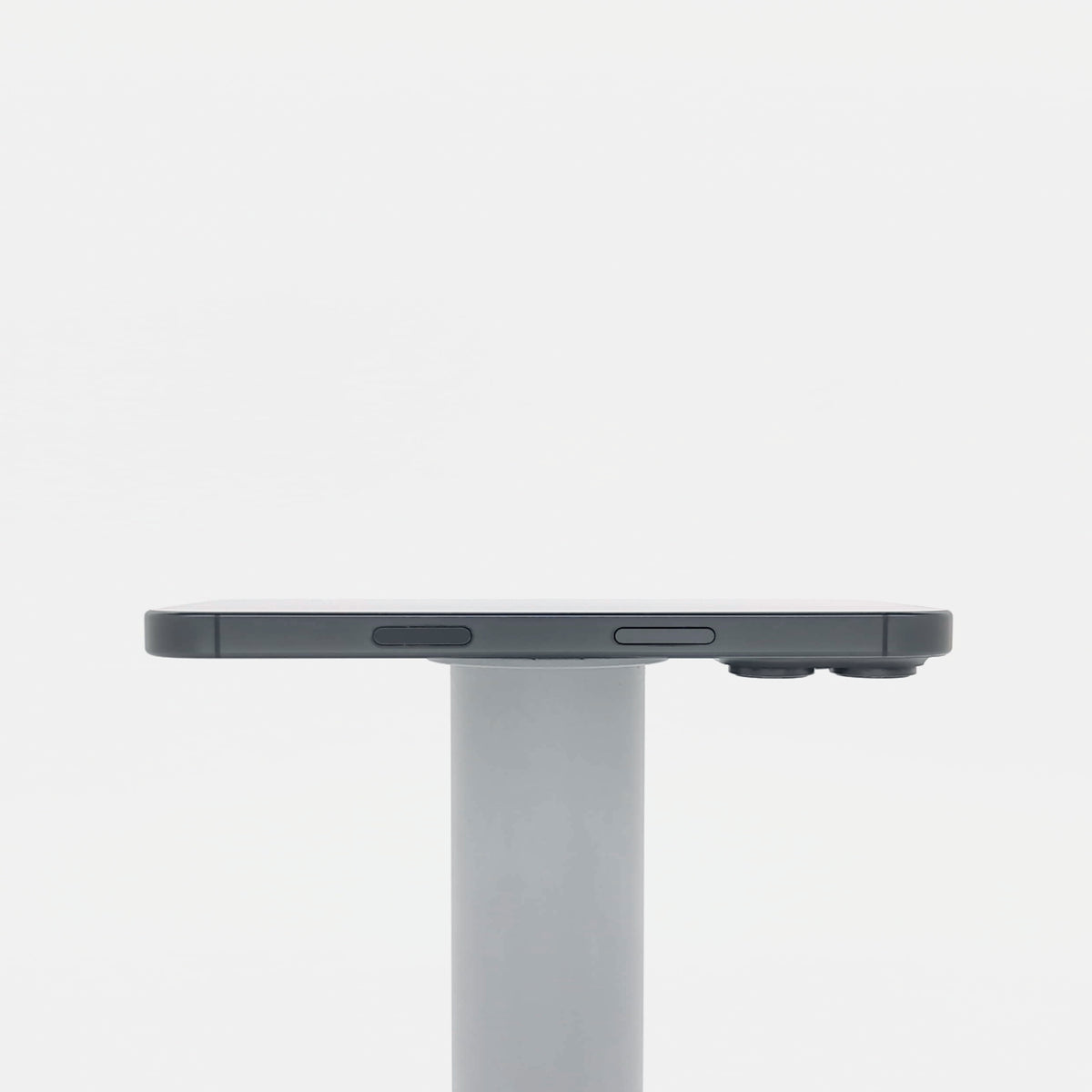 95新 Apple iPhone 16 Pro 128G 黑色鈦金屬 中國大陸版