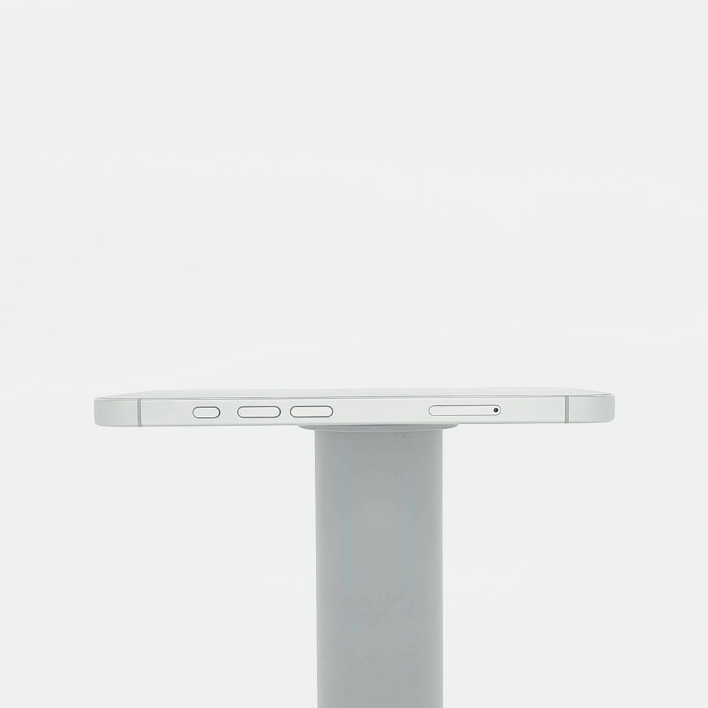 95新 Apple iPhone 16 128G 白色 中國大陸版