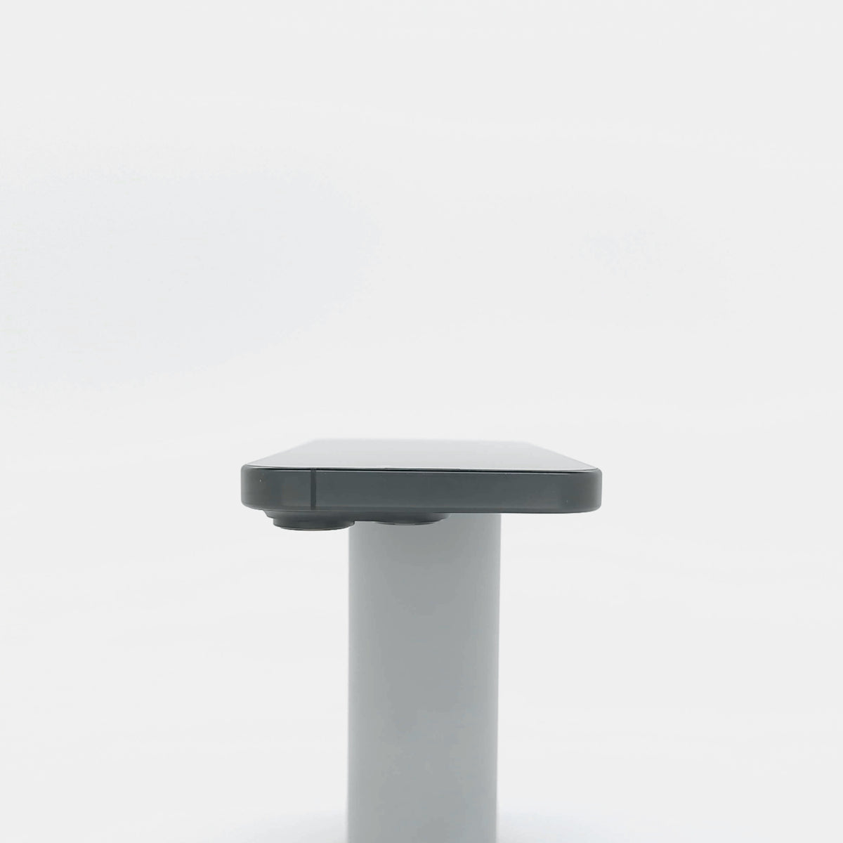 95新 Apple iPhone 16 Pro 128G 黑色鈦金屬 中國大陸版