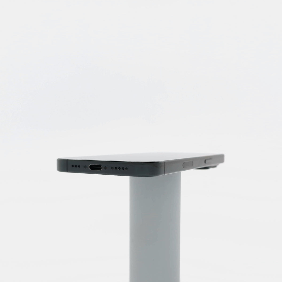 95新 Apple iPhone 16 Pro 128G 黑色鈦金屬 中國大陸版