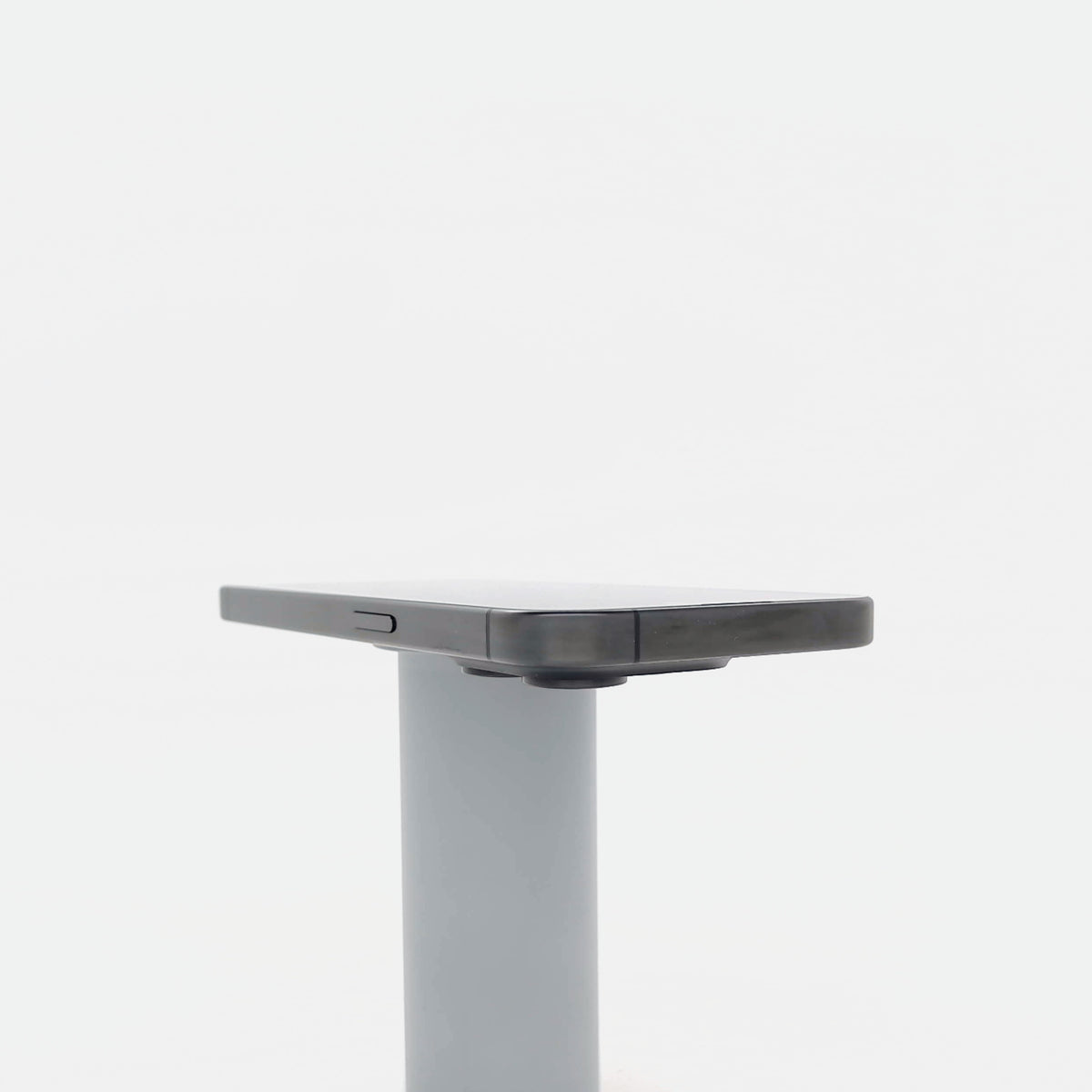 95新 Apple iPhone 15 Pro 128G 黑色鈦金屬 中國大陸版