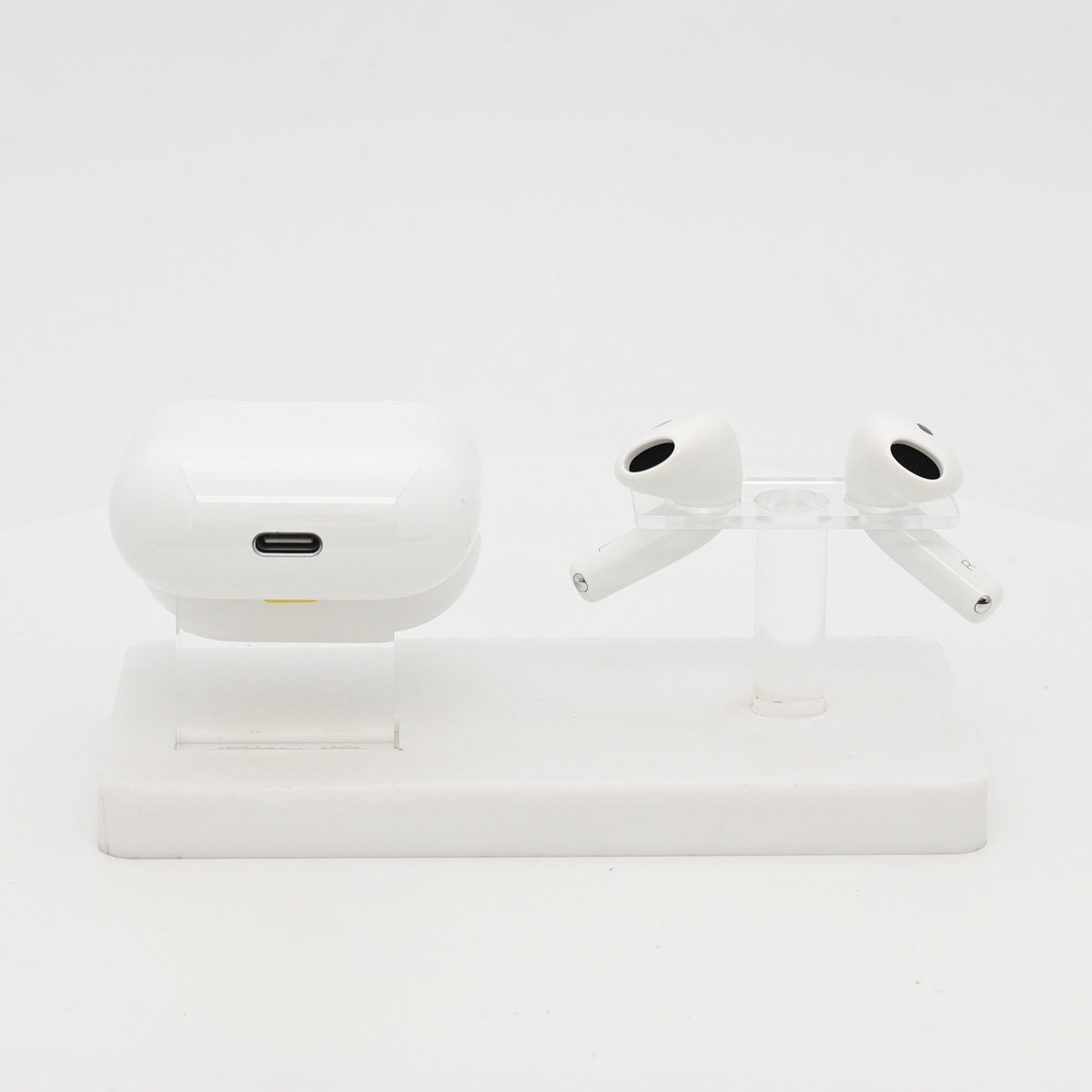 99新 Apple AirPods 4 (不支持主動降噪) 白色
