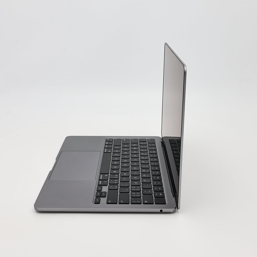 95新 Apple MacBook Air 22年 13寸 M2（8+8核） 8G RAM 256G SSD 深空灰色