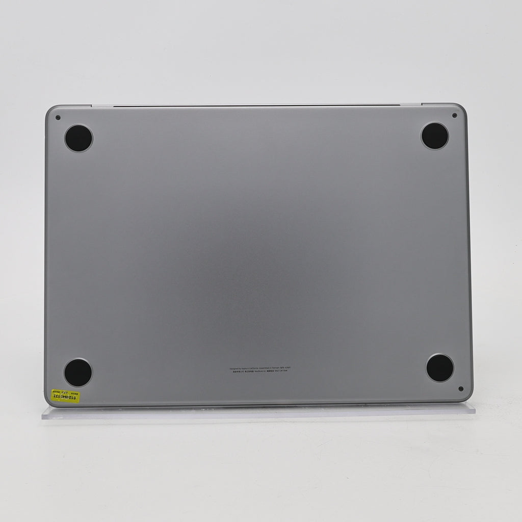 95新 Apple MacBook Air 22年 13寸 M2（8+8核） 8G RAM 256G SSD 深空灰色
