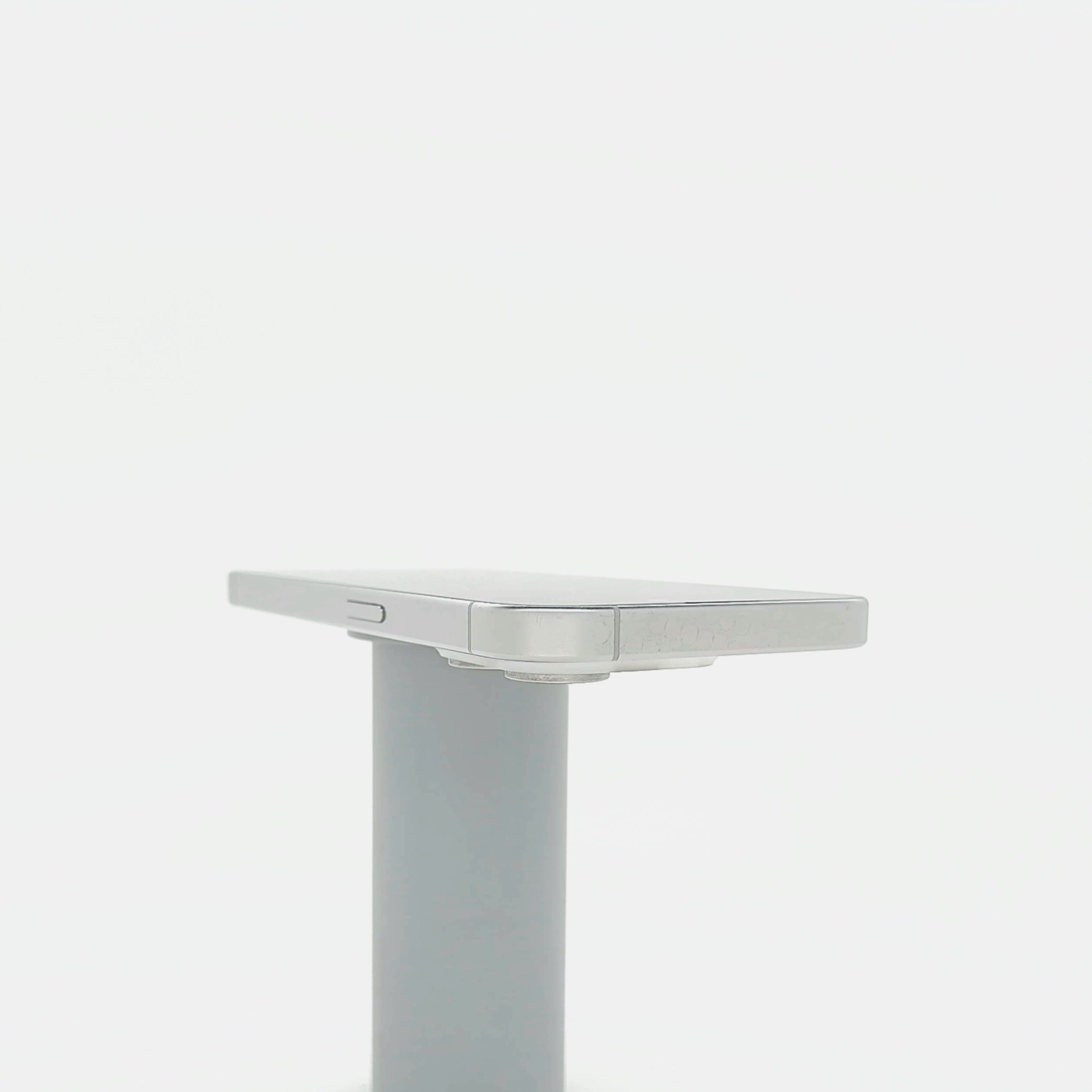 95新 Apple iPhone 15 Pro 128G 白色鈦金屬 中國大陸版