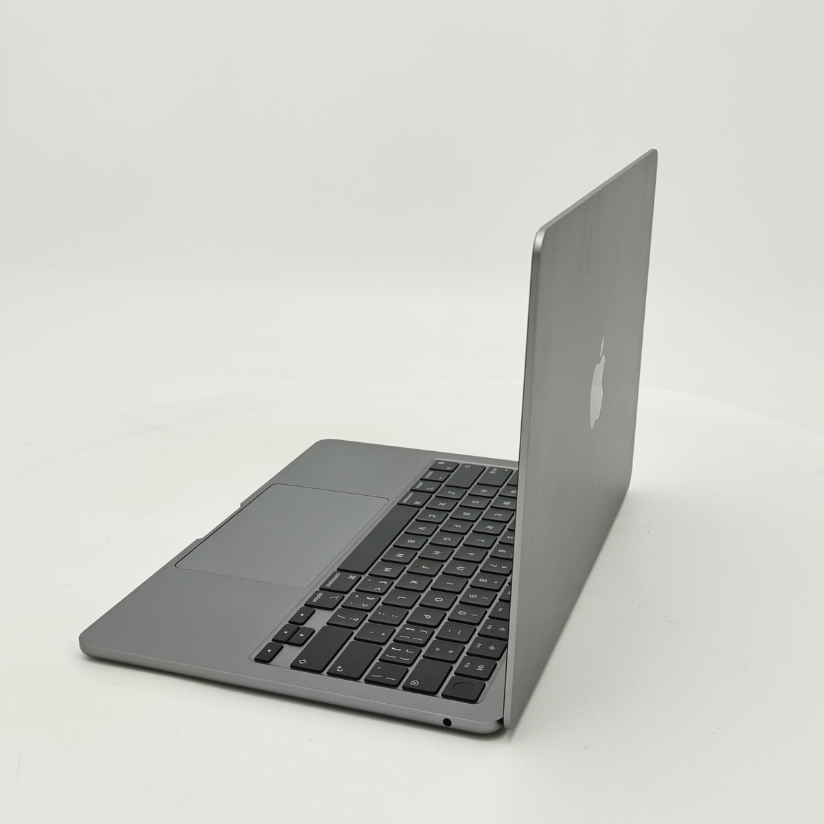 99新 Apple MacBook Air 22年 13寸 M2（8+10核） 8G RAM 512G SSD 深空灰色