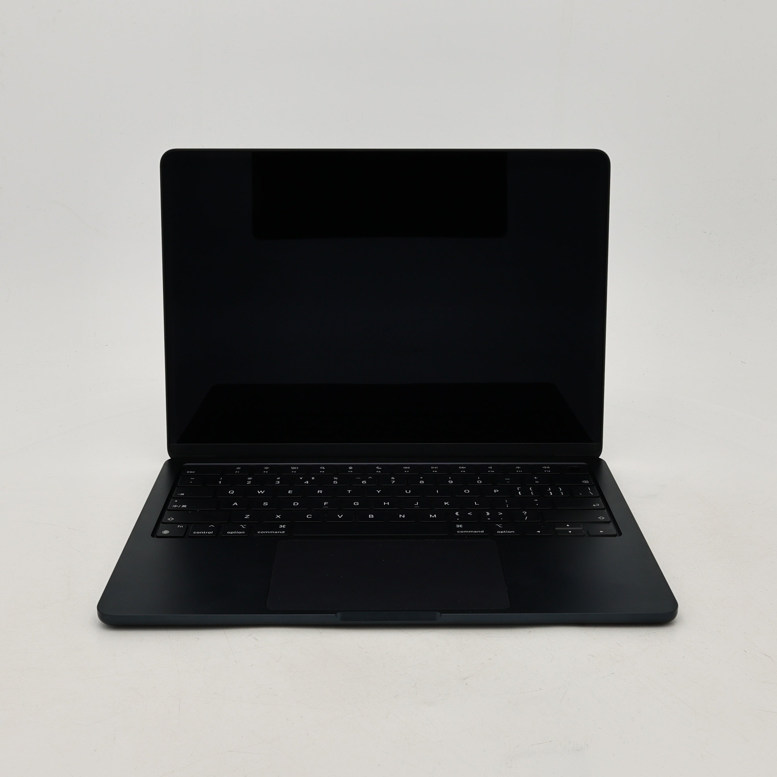 95新 Apple MacBook Air 22年 13寸 M2（8+8核） 16G RAM 256G SSD 午夜色