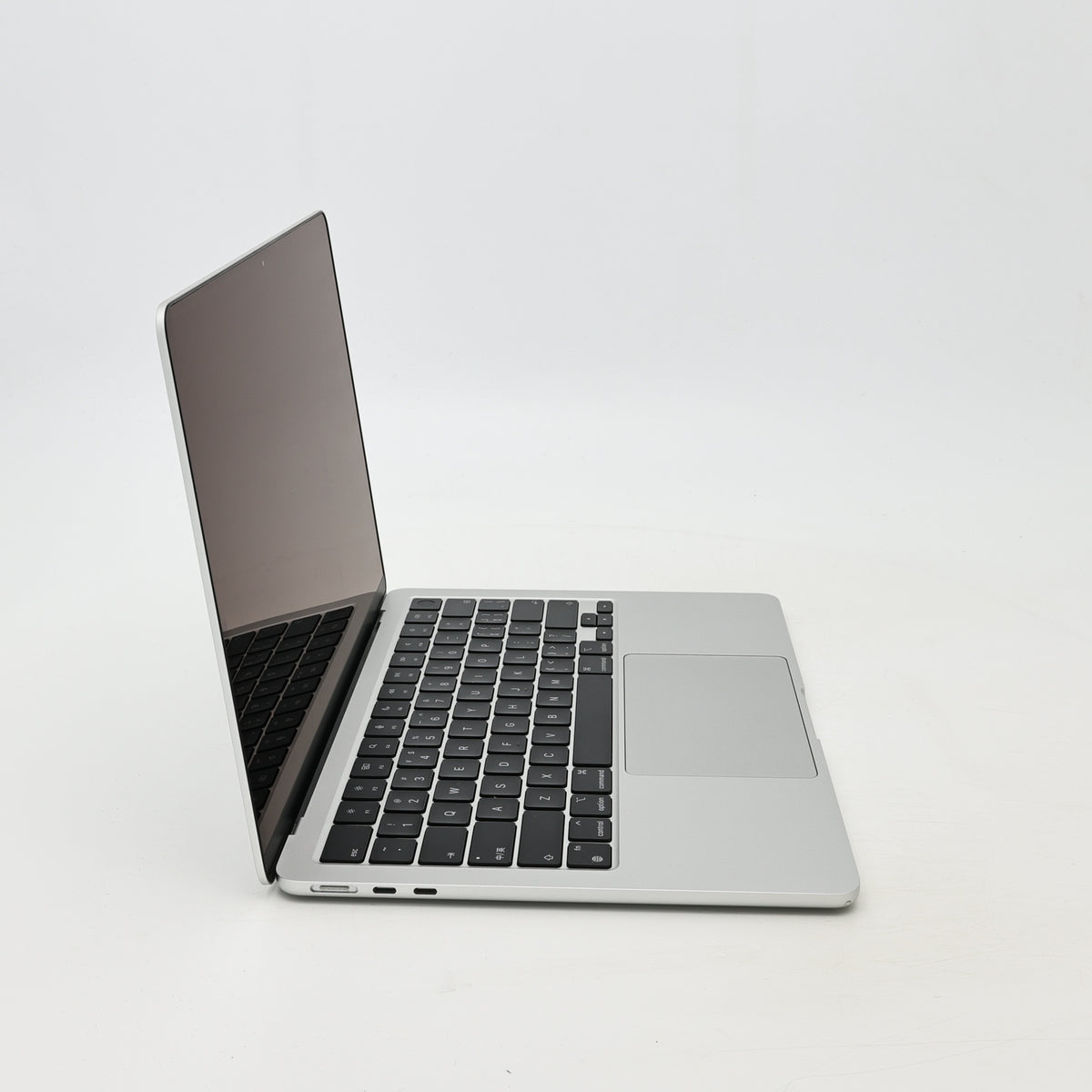 95新 Apple MacBook Air 24年 13寸 M3（8+8核） 8G RAM 256G SSD 銀色