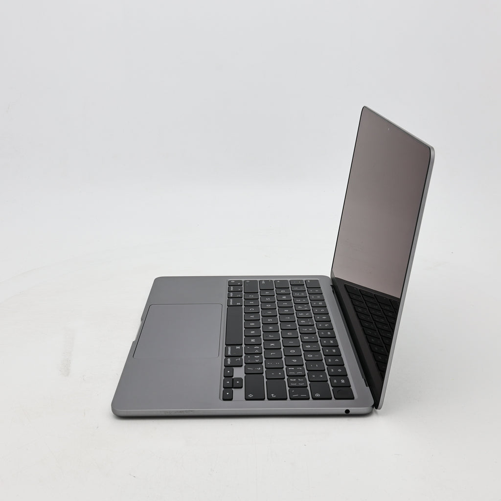99新 Apple MacBook Air 24年 13寸 M3（8+8核） 8G RAM 256G SSD 深空灰色