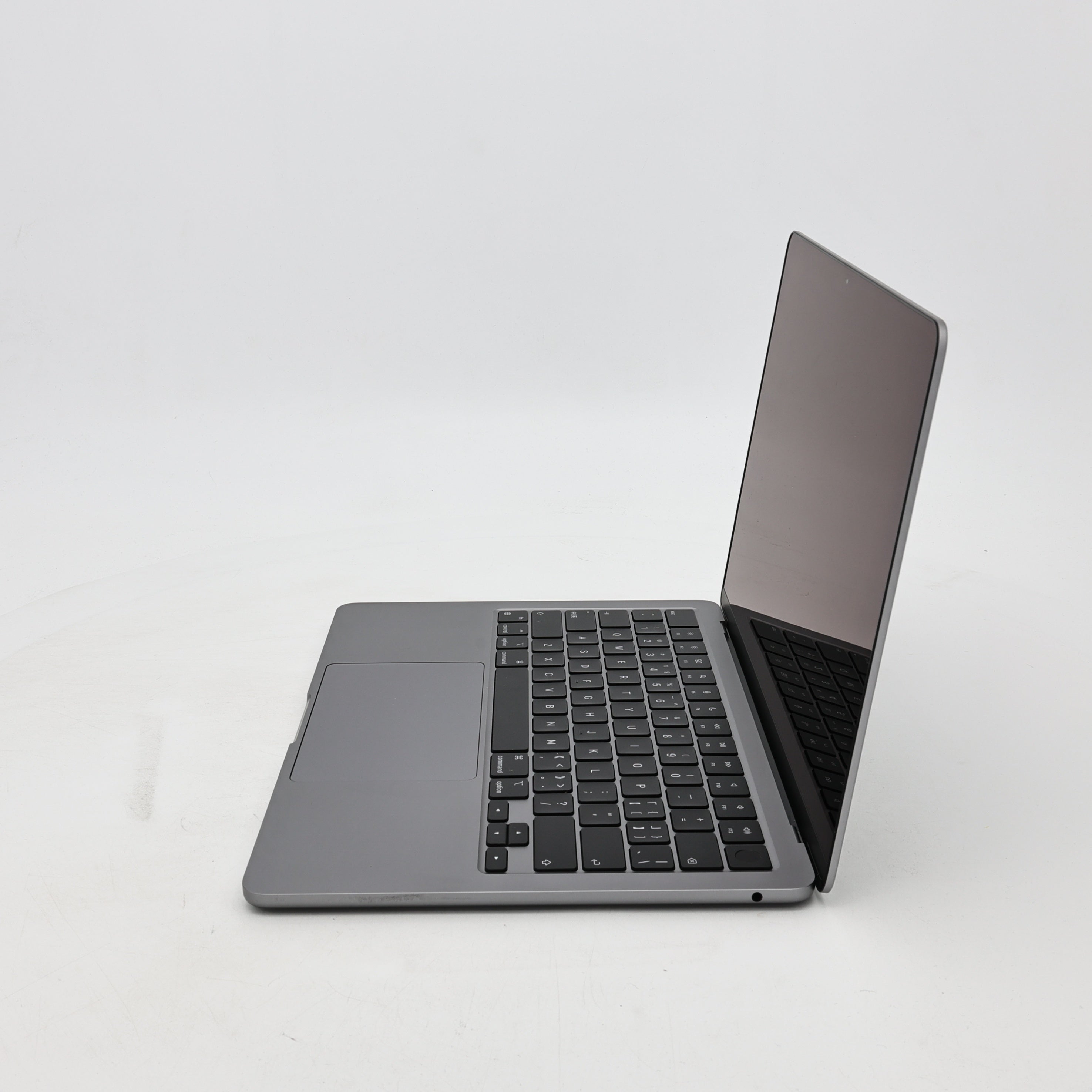 99新 Apple MacBook Air 24年 13寸 M3（8+8核） 8G RAM 256G SSD 深空灰色