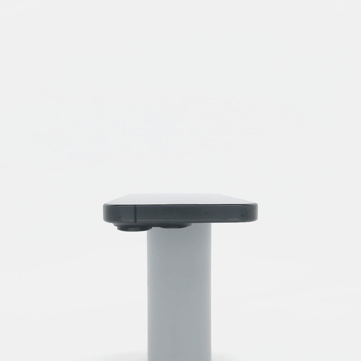 95新 Apple iPhone 16 Pro 128G 黑色鈦金屬 中國大陸版