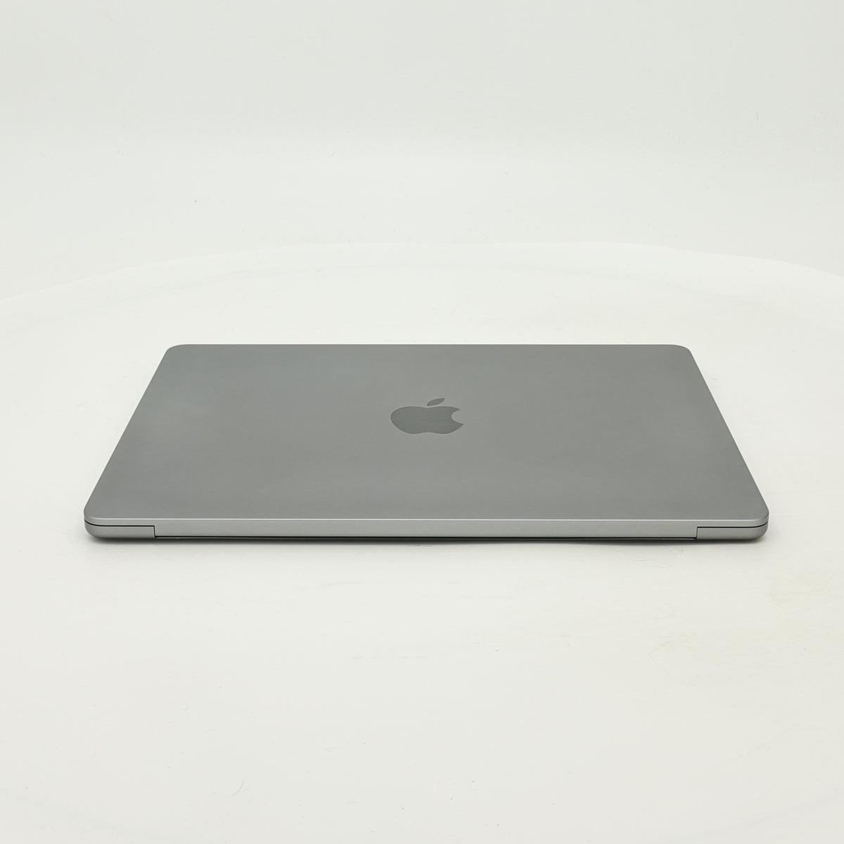95新 Apple MacBook Air 22年 13寸 M2（8+8核） 8G RAM 256G SSD 深空灰色