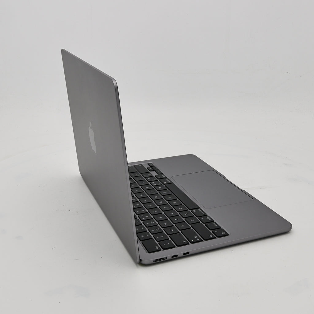 99新 Apple MacBook Air 24年 13寸 M3（8+8核） 8G RAM 256G SSD 深空灰色