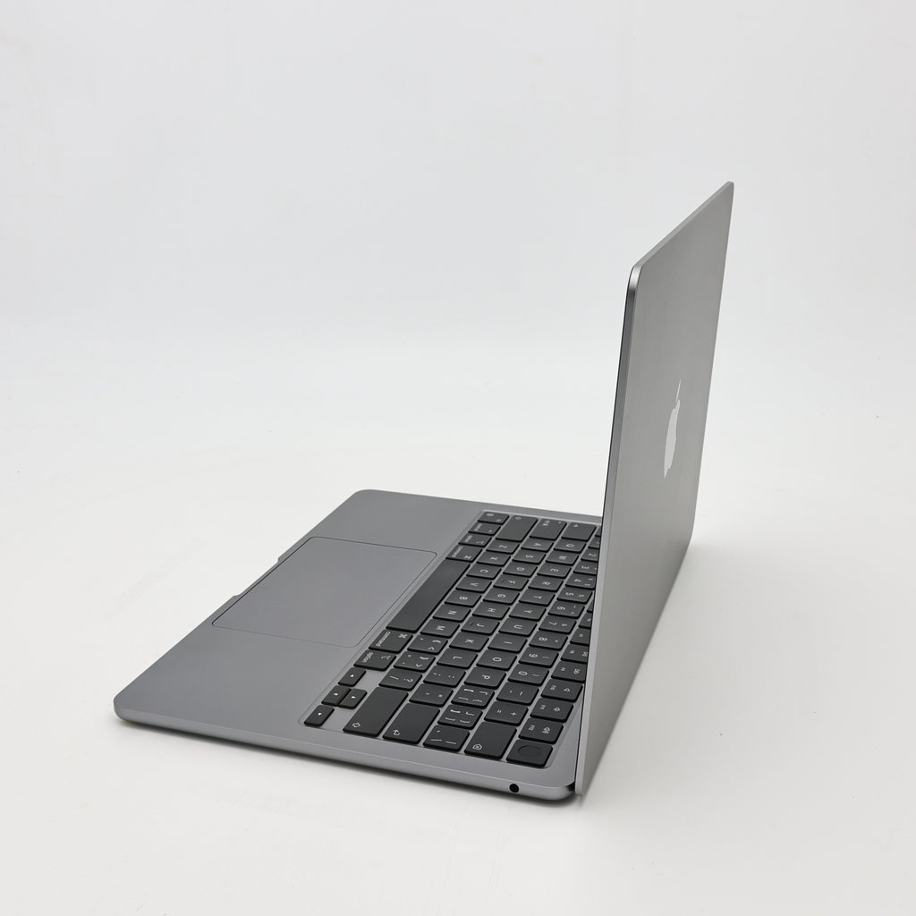 95新 Apple MacBook Air 22年 13寸 M2（8+8核） 8G RAM 256G SSD 深空灰色