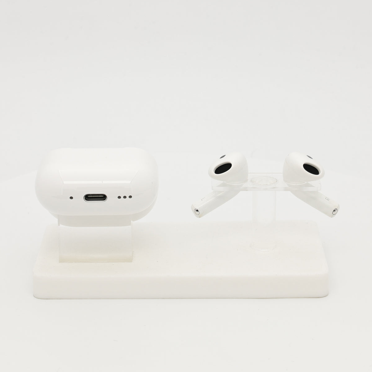 99新 Apple AirPods 4 (支持主動降噪) 白色
