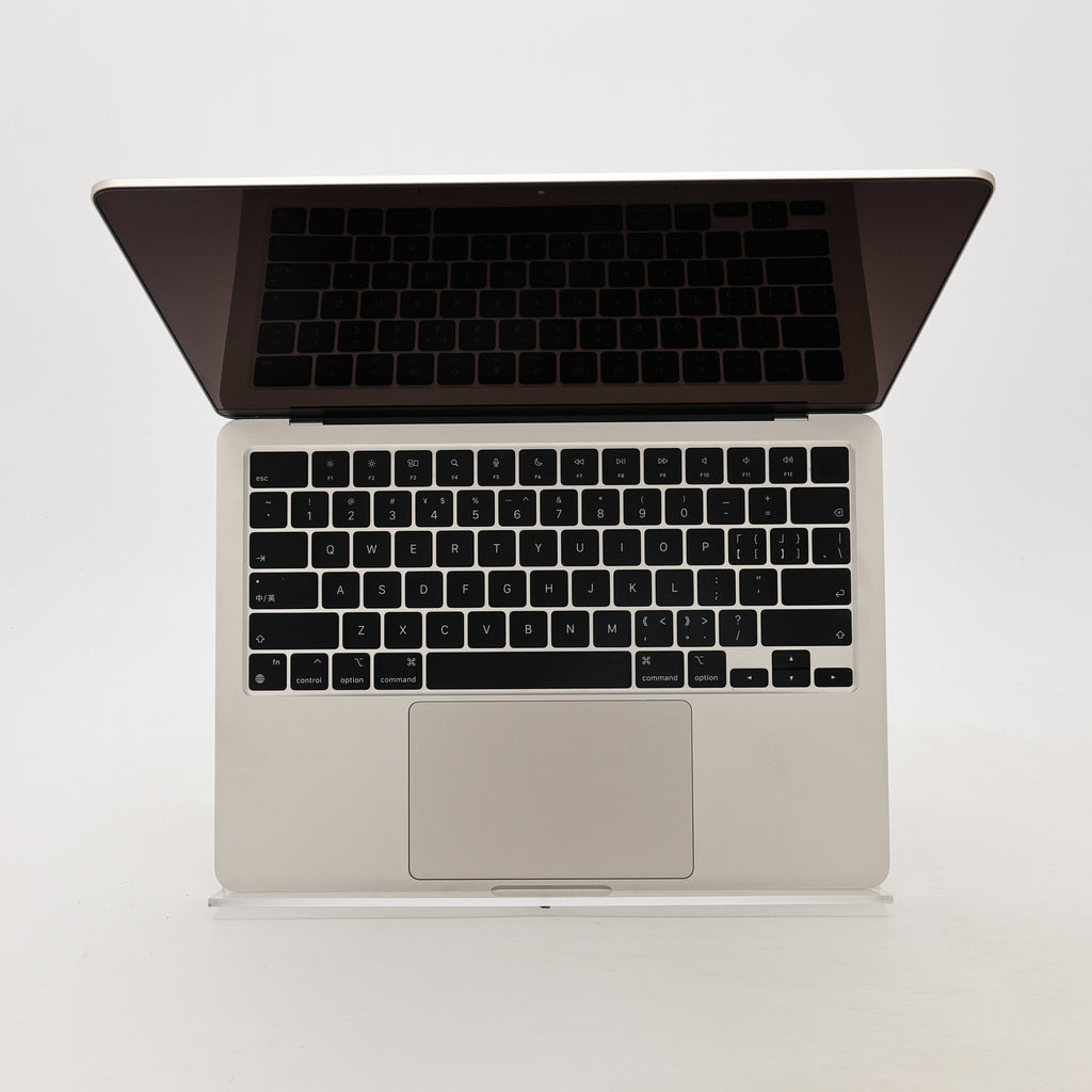 95新 Apple MacBook Air 22年 13寸 M2（8+8核） 16G RAM 256G SSD 星光色