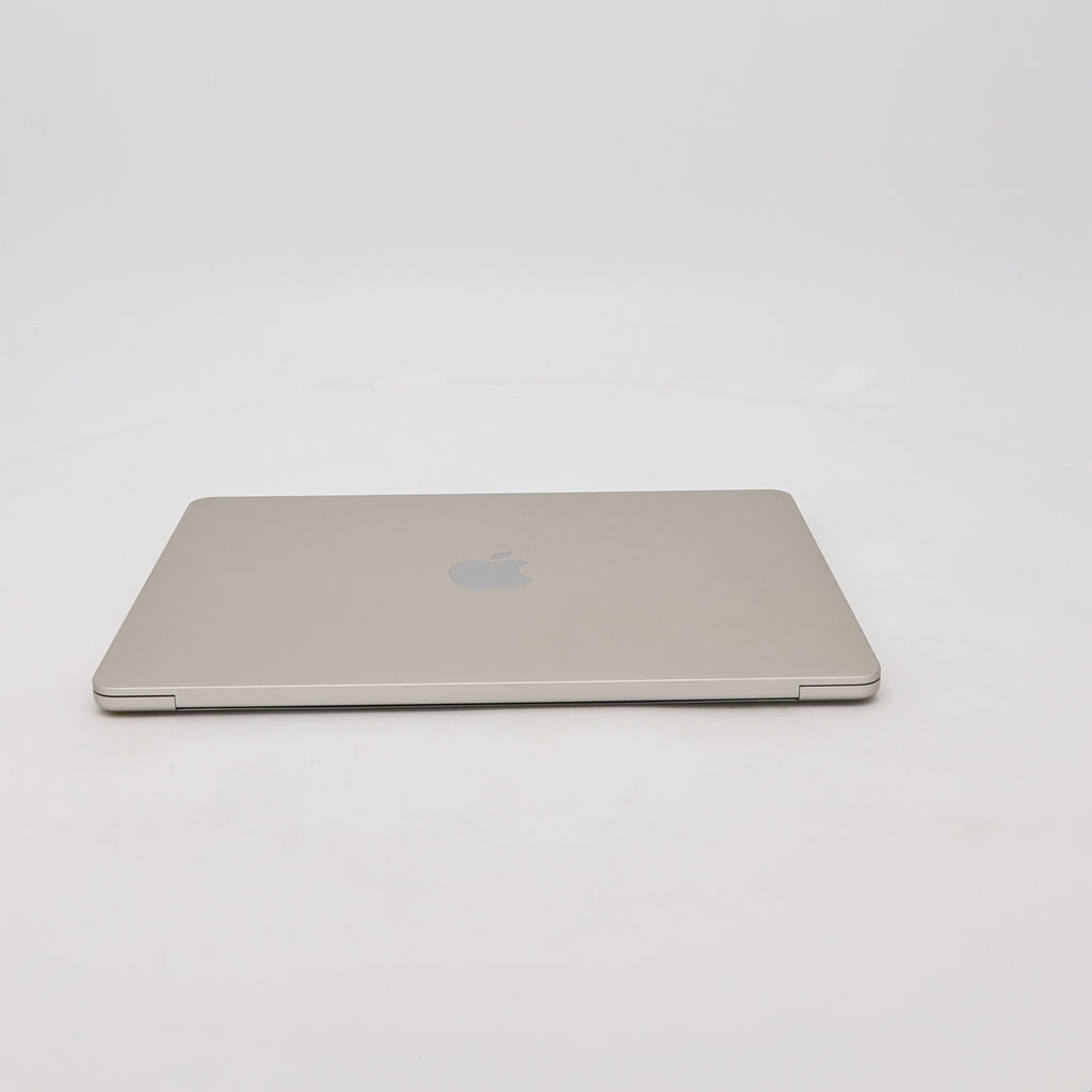 95新 Apple MacBook Air 22年 13寸 M2（8+8核） 8G RAM 256G SSD 星光色