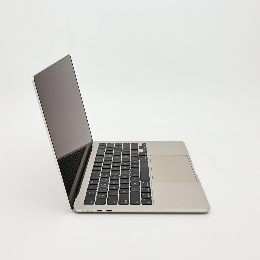 95新 Apple MacBook Air 22年 13寸 M2（8+10核） 8G RAM 512G SSD 星光色