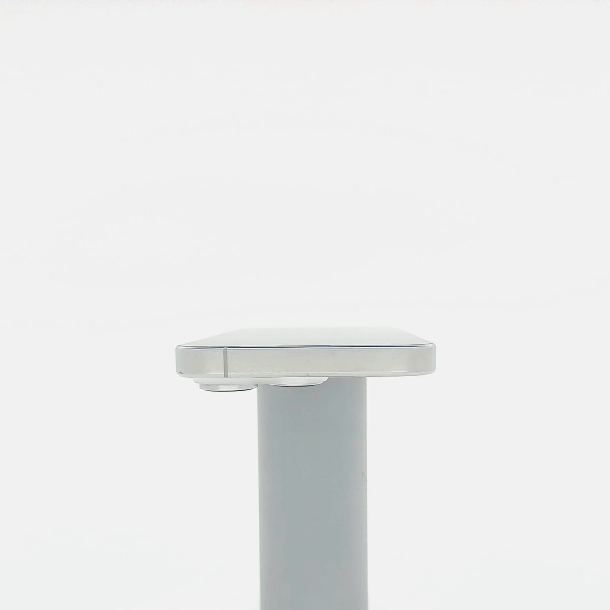 95新 Apple iPhone 16 Pro 128G 白色鈦金屬 中國大陸版