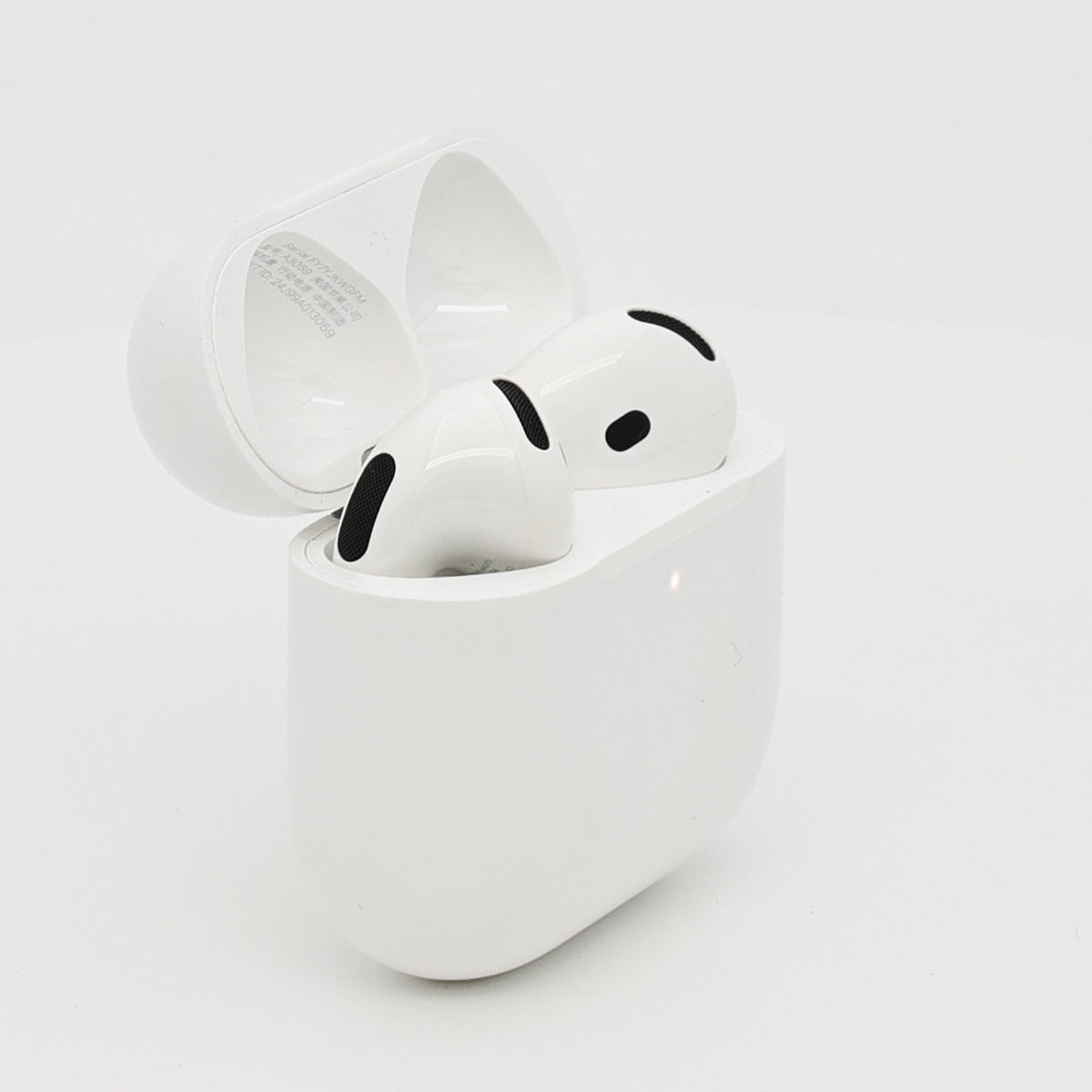 99新 Apple AirPods 4 (支持主動降噪) 白色
