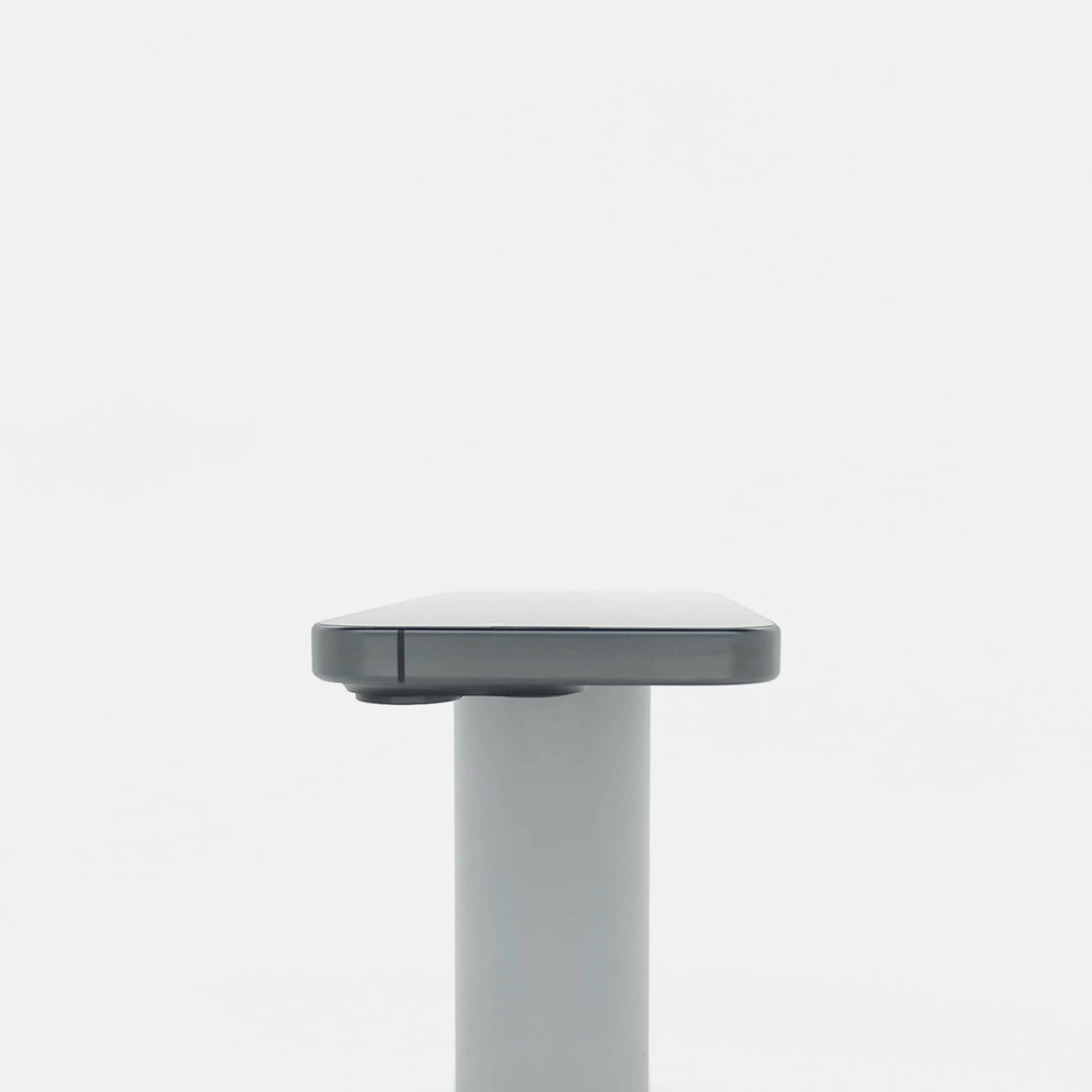95新 Apple iPhone 15 Pro 128G 黑色鈦金屬 中國大陸版
