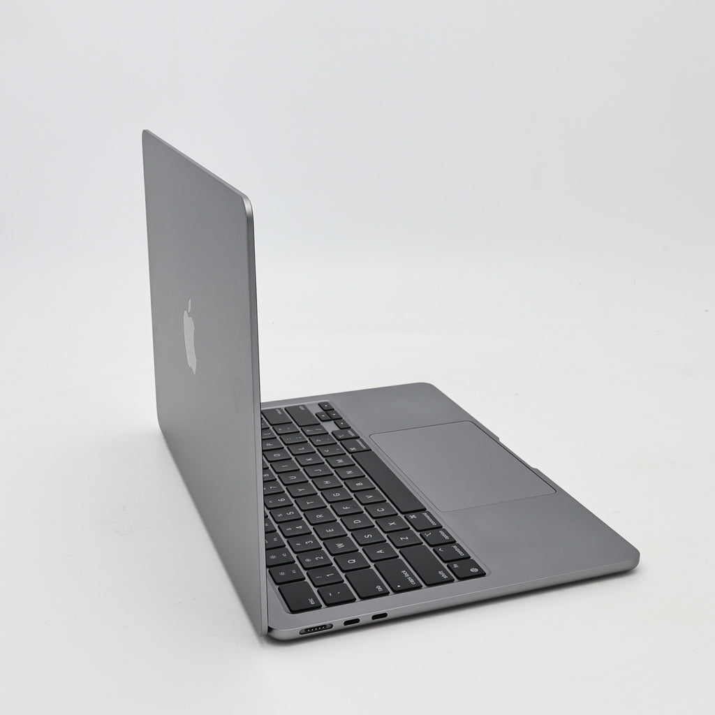 95新 Apple MacBook Air 22年 13寸 M2（8+8核） 8G RAM 256G SSD 深空灰色