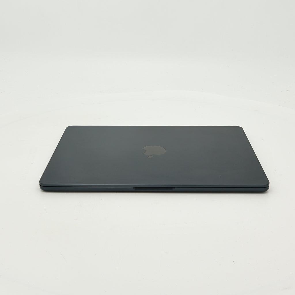 95新 Apple MacBook Air 22年 13寸 M2（8+8核） 8G RAM 256G SSD 午夜色
