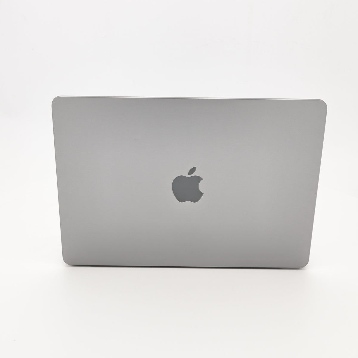 95新 Apple MacBook Air 22年 13寸 M2（8+8核） 8G RAM 256G SSD 深空灰色