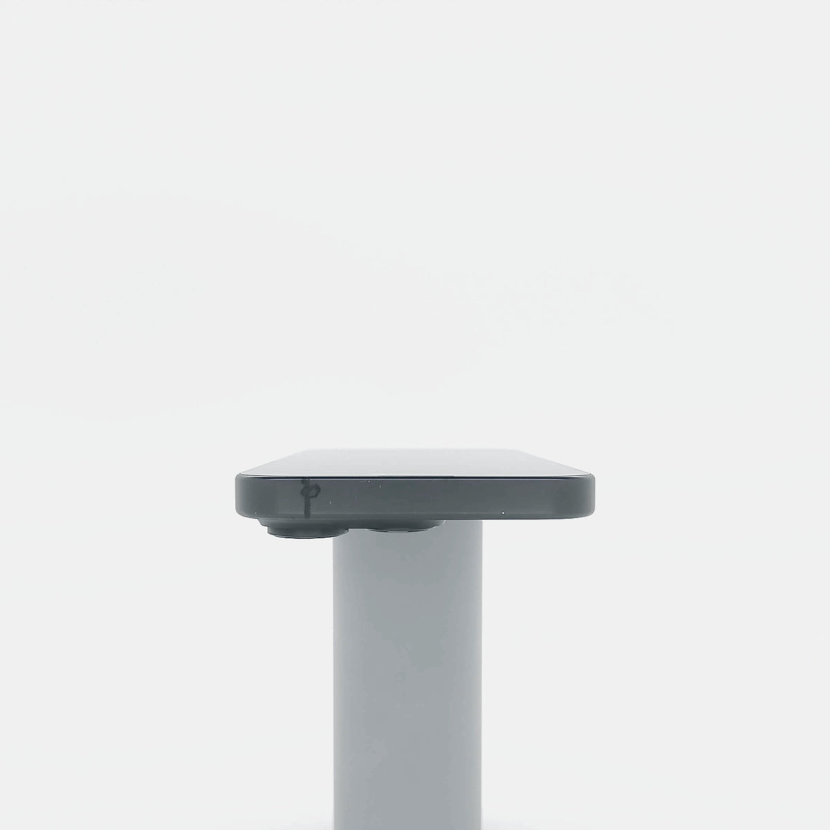 95新 Apple iPhone 16 Pro 128G 黑色鈦金屬 中國大陸版