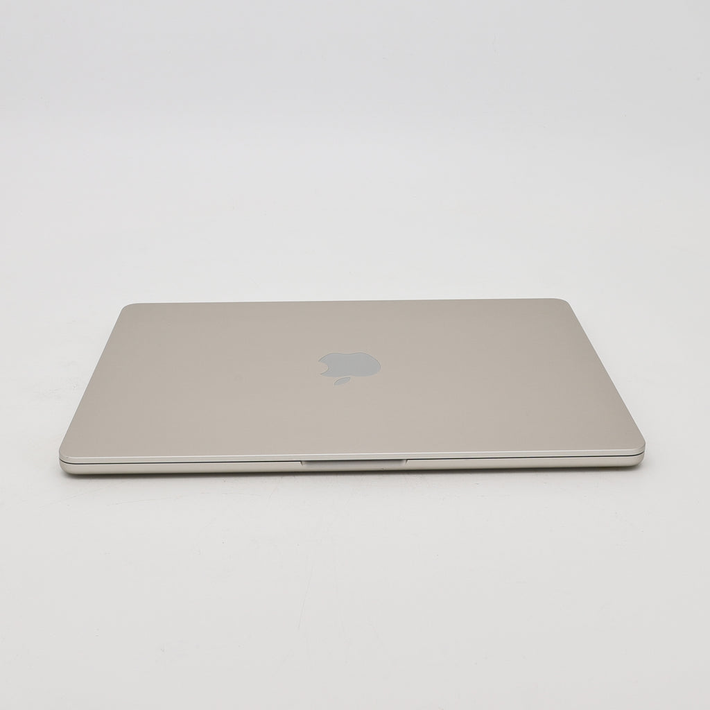 95新 Apple MacBook Air 22年 13寸 M2（8+8核） 8G RAM 256G SSD 星光色