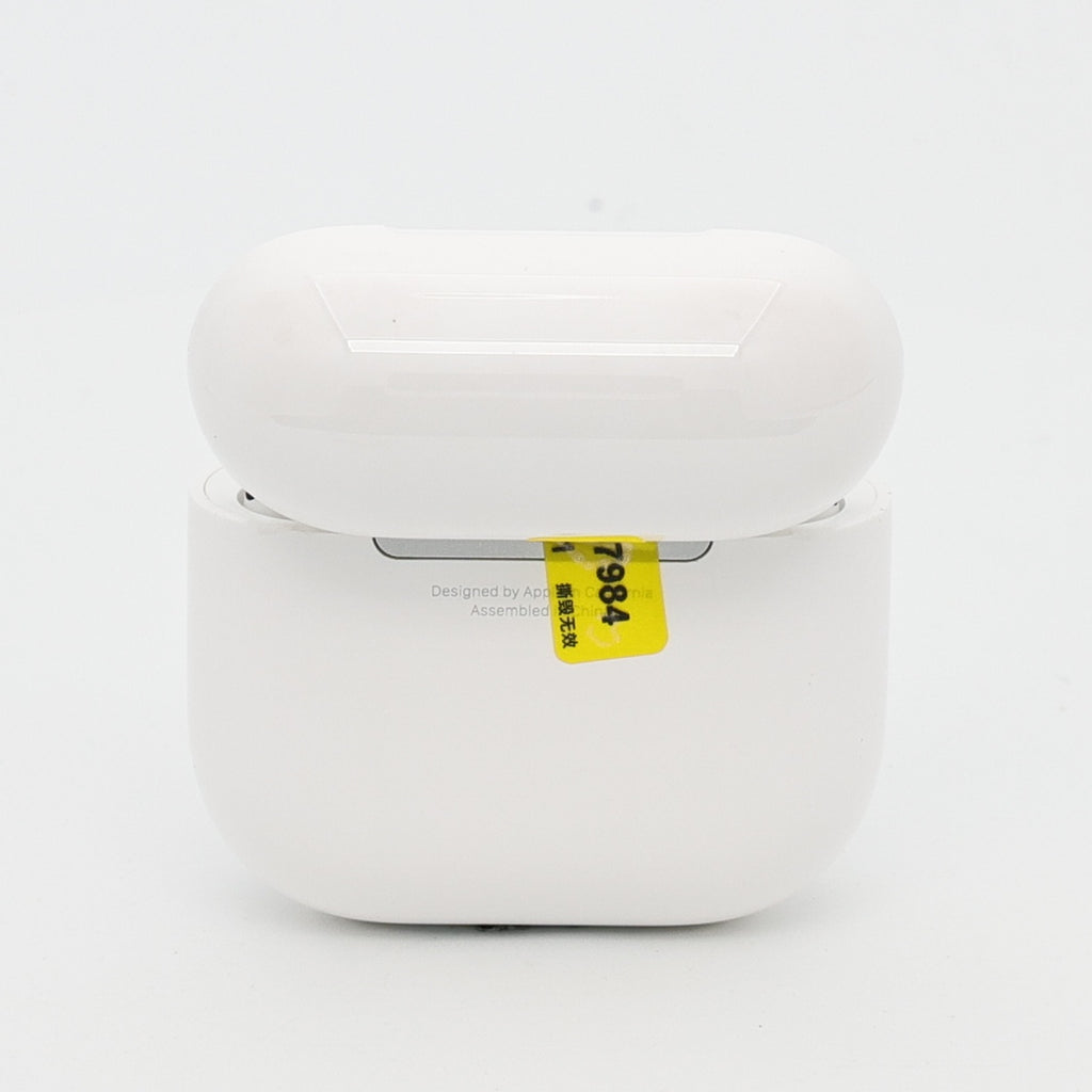 99新 Apple AirPods 4 (不支持主動降噪) 白色