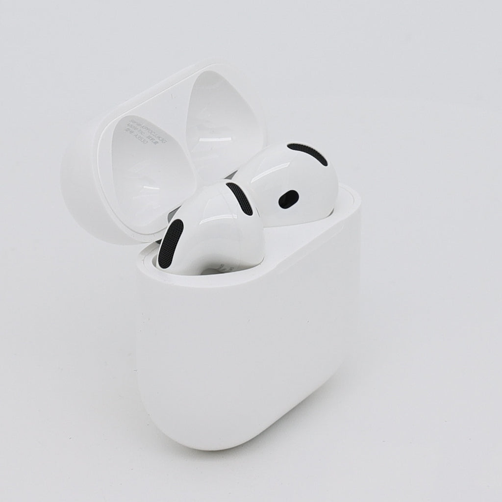 99新 Apple AirPods 5 白色
