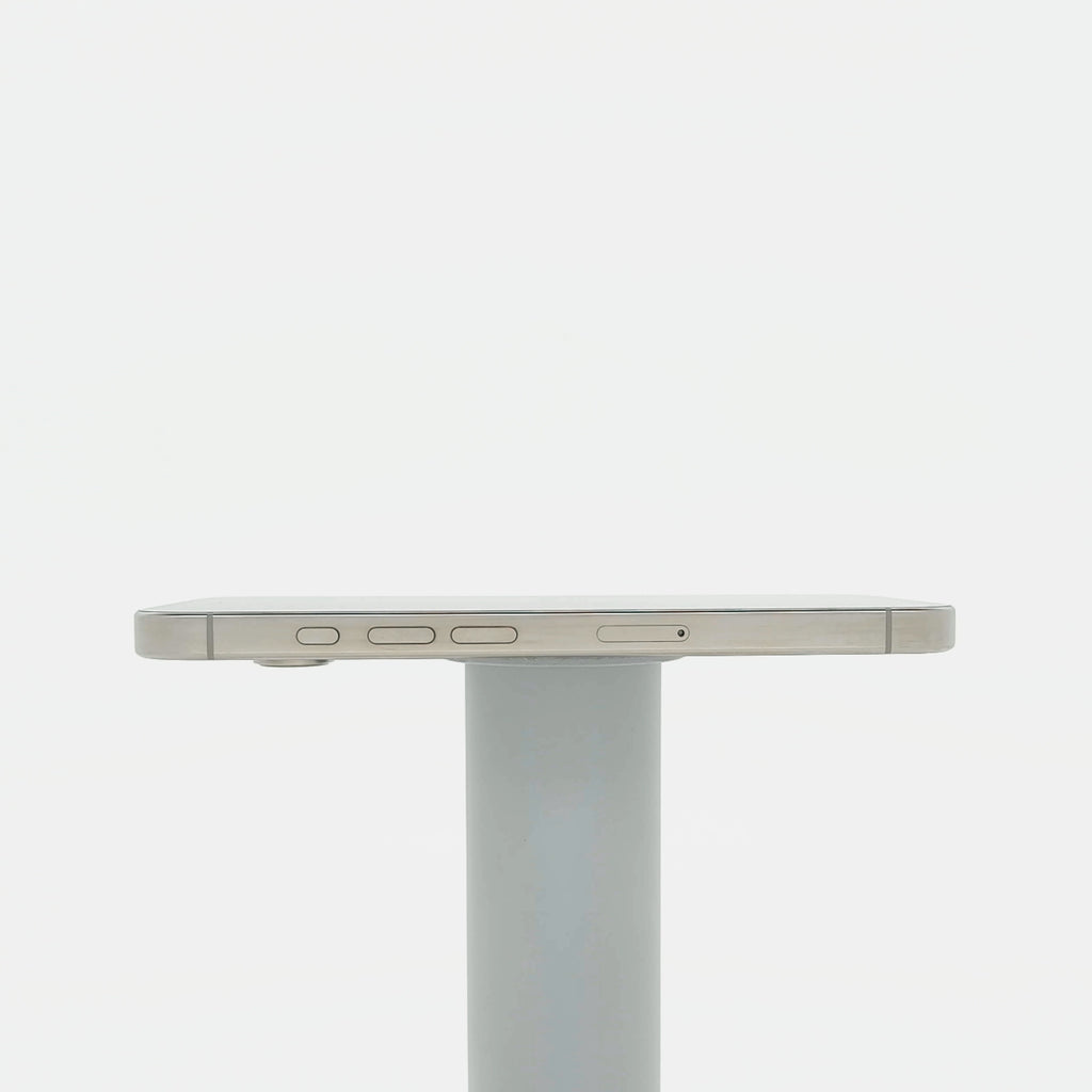 95新 Apple iPhone 16 Pro 128G 原色鈦金屬 中國大陸版