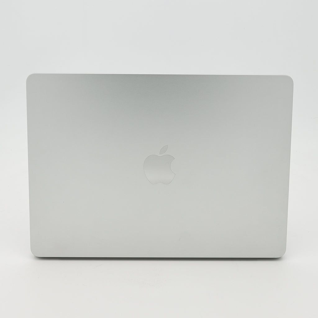 95新 Apple MacBook Air 22年 13寸 M2（8+8核） 16G RAM 256G SSD 銀色